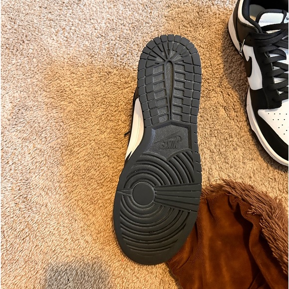 Nike panda dunks size 10.5 - Picture 4 of 5